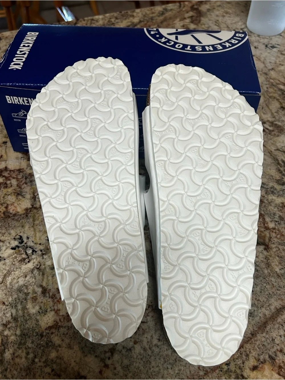 NIB Birkenstock White Arizona BS EVA Double-Strap Sandals Men’s 10